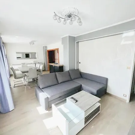 L'amicale : 80 M², 6 Prs, 3 Ch, Centre