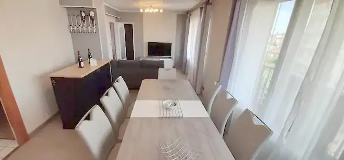 アパート L'amicale : 80 M², 6 Prs, 3 Ch, Centre ディジョン