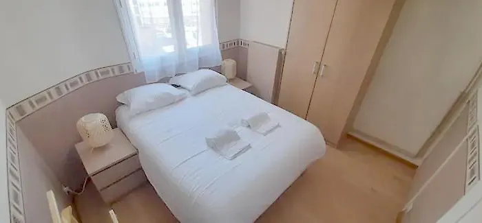 L'amicale : 80 M², 6 Prs, 3 Ch, Centre * ディジョン