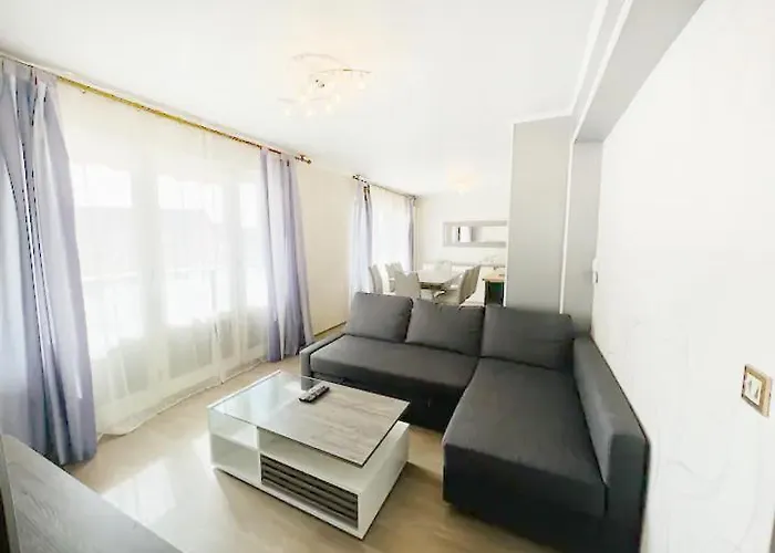 L'amicale : 80 M², 6 Prs, 3 Ch, Centre Dijon